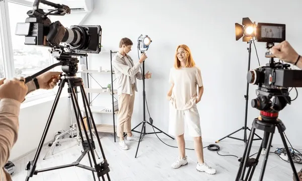 国产精品 - 战地摄影师专访